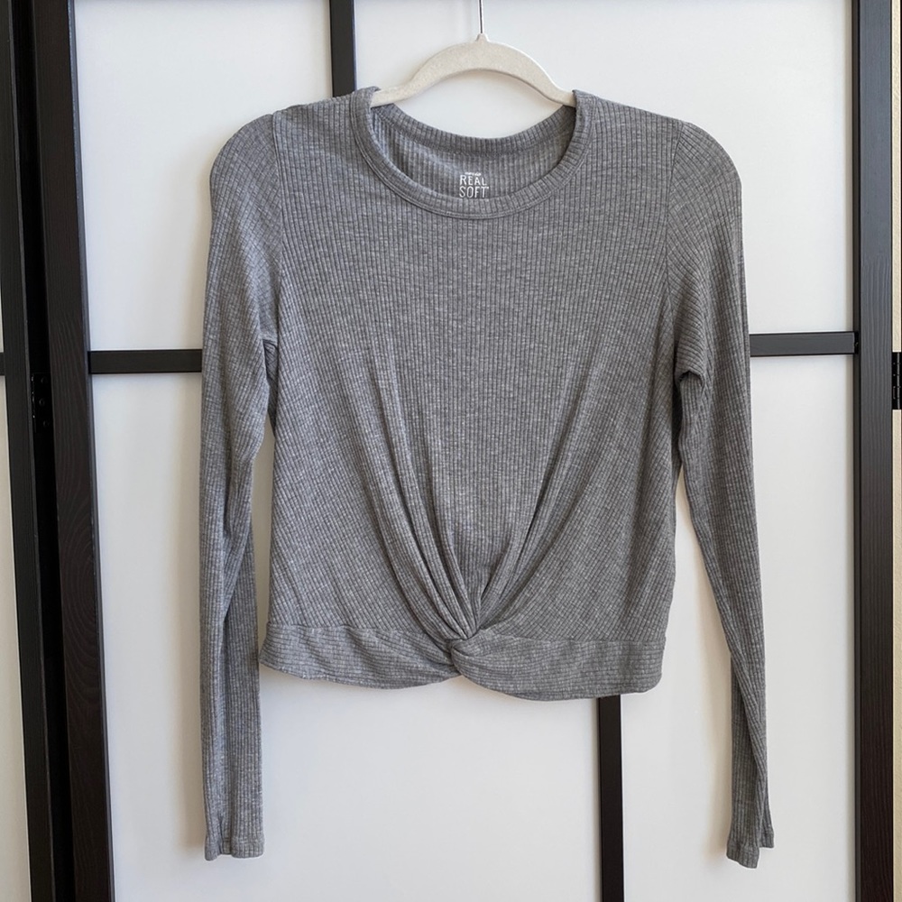 aerie “real soft” gray twist long sleeve tee - size M